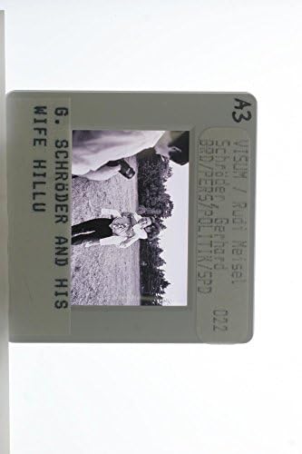 Слайдове със снимка Герхард Фриц Курт Шр246;дер и Неговата съпруга Хил